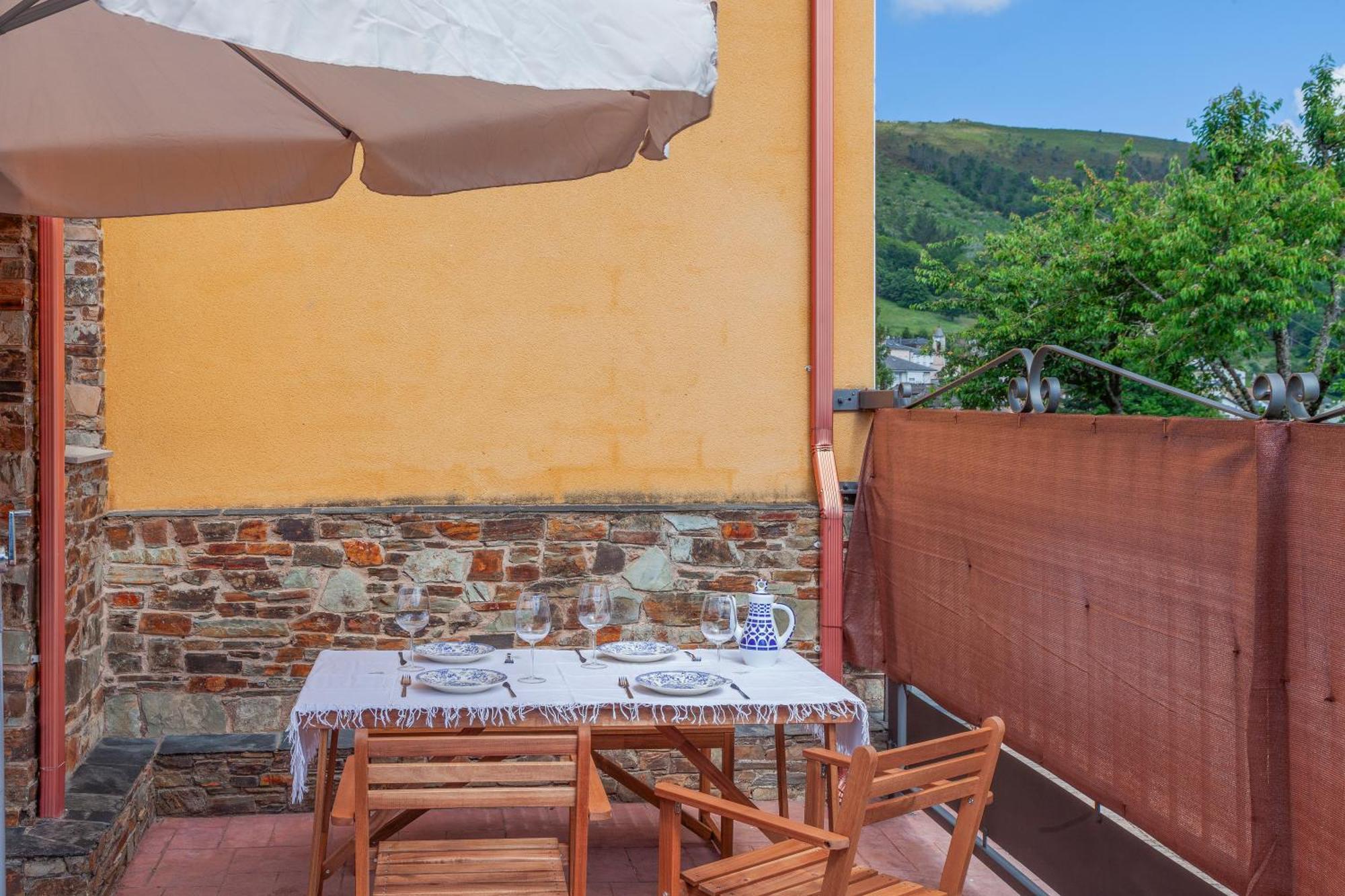 Apartamentos Rurales Tin Turismo Santa Eulalia de Oscos Kültér fotó