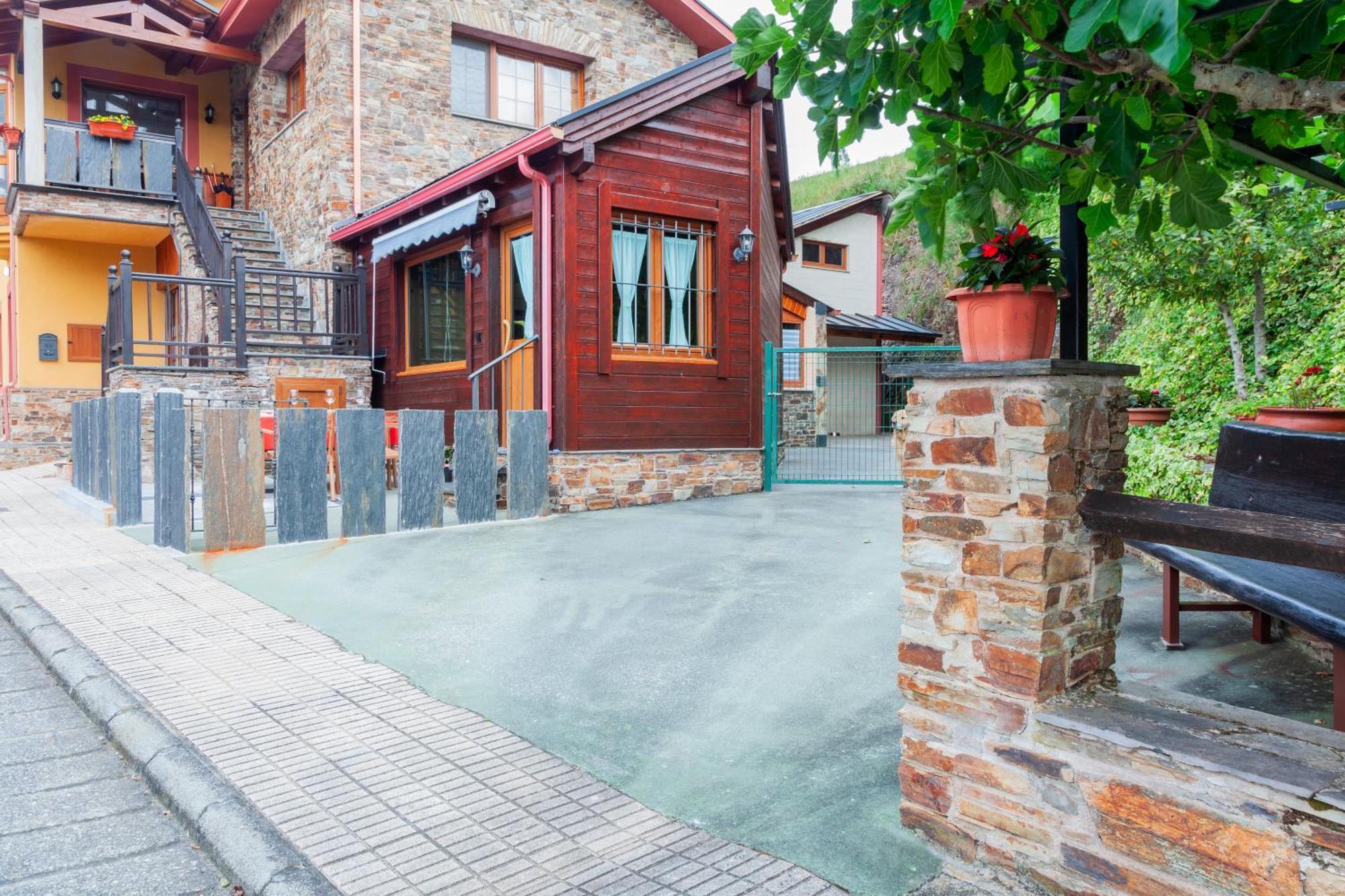 Apartamentos Rurales Tin Turismo Santa Eulalia de Oscos Kültér fotó